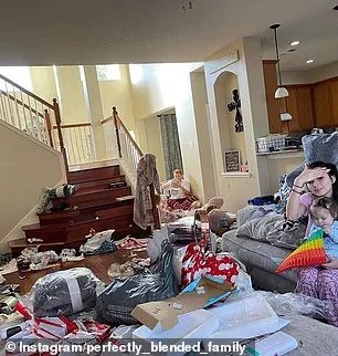 039We have spent nearly 10000 before on Christmas This year we are actually keeping it a goal to be under 5000039 she shared