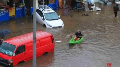 تقارير محلية: أمطار غزيرة وسيول تعيق أوتوستراد البترون–طرابلس