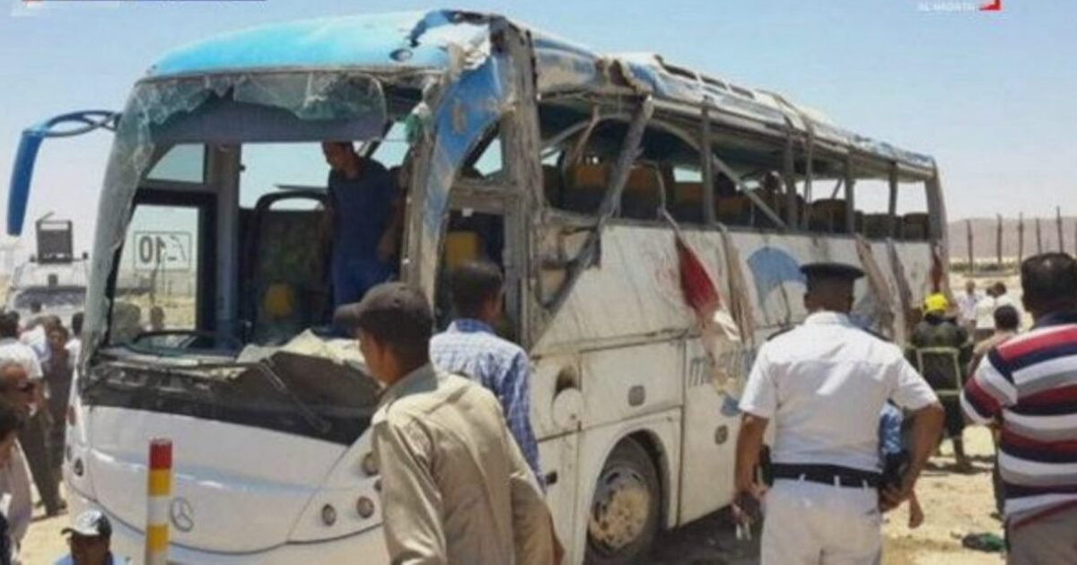 21 قتيلاً في حادث دهب–نويبع يضع سلامة النقل البري تحت المجهر